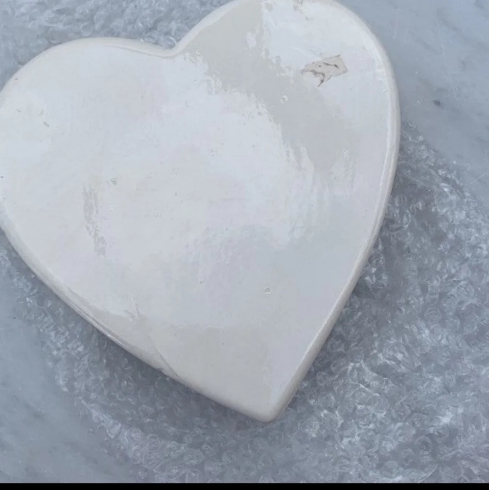Vintage Ceramic Heart-Shaped Jewelry Box